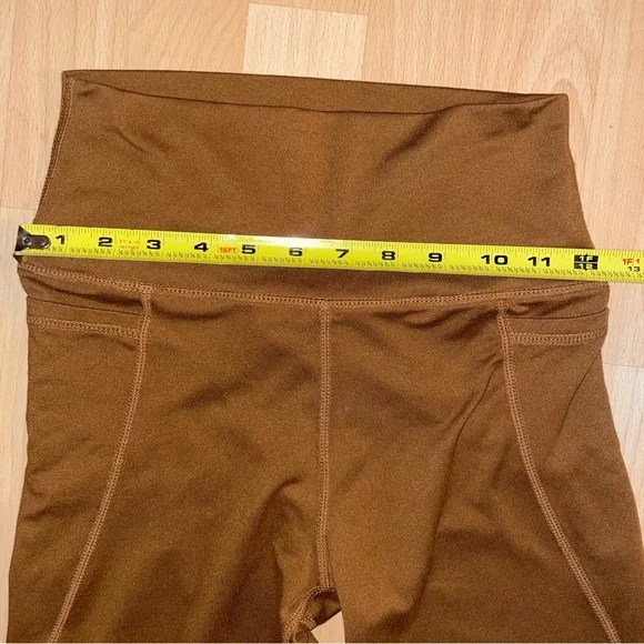 Sage brand Brown Leggings high rise cropped capri pants with pockets - Picture 5 of 8